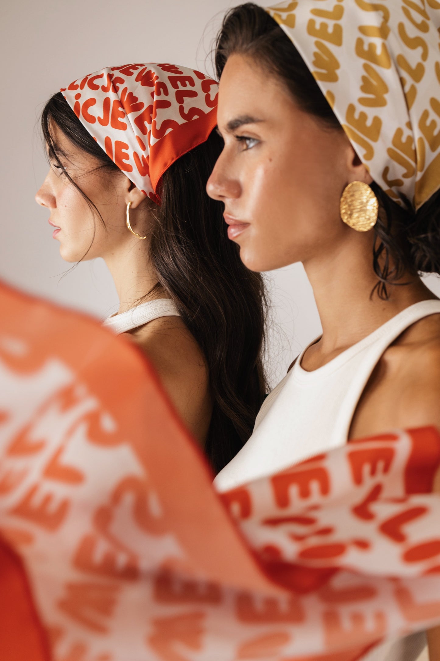 CJ SCARF (red color)