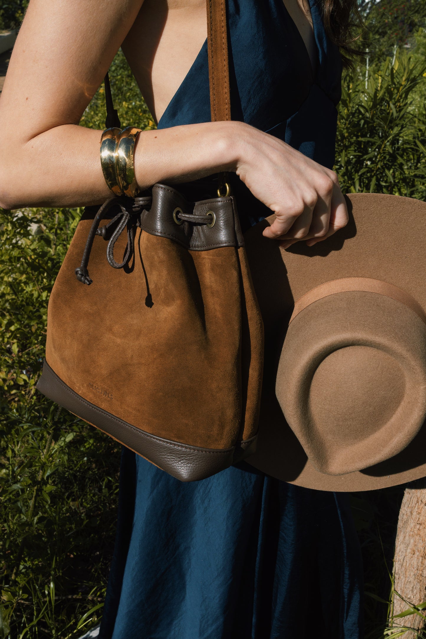 ZOE BACKPACK/BUCKETBAG (brown suede combo genuine leather)