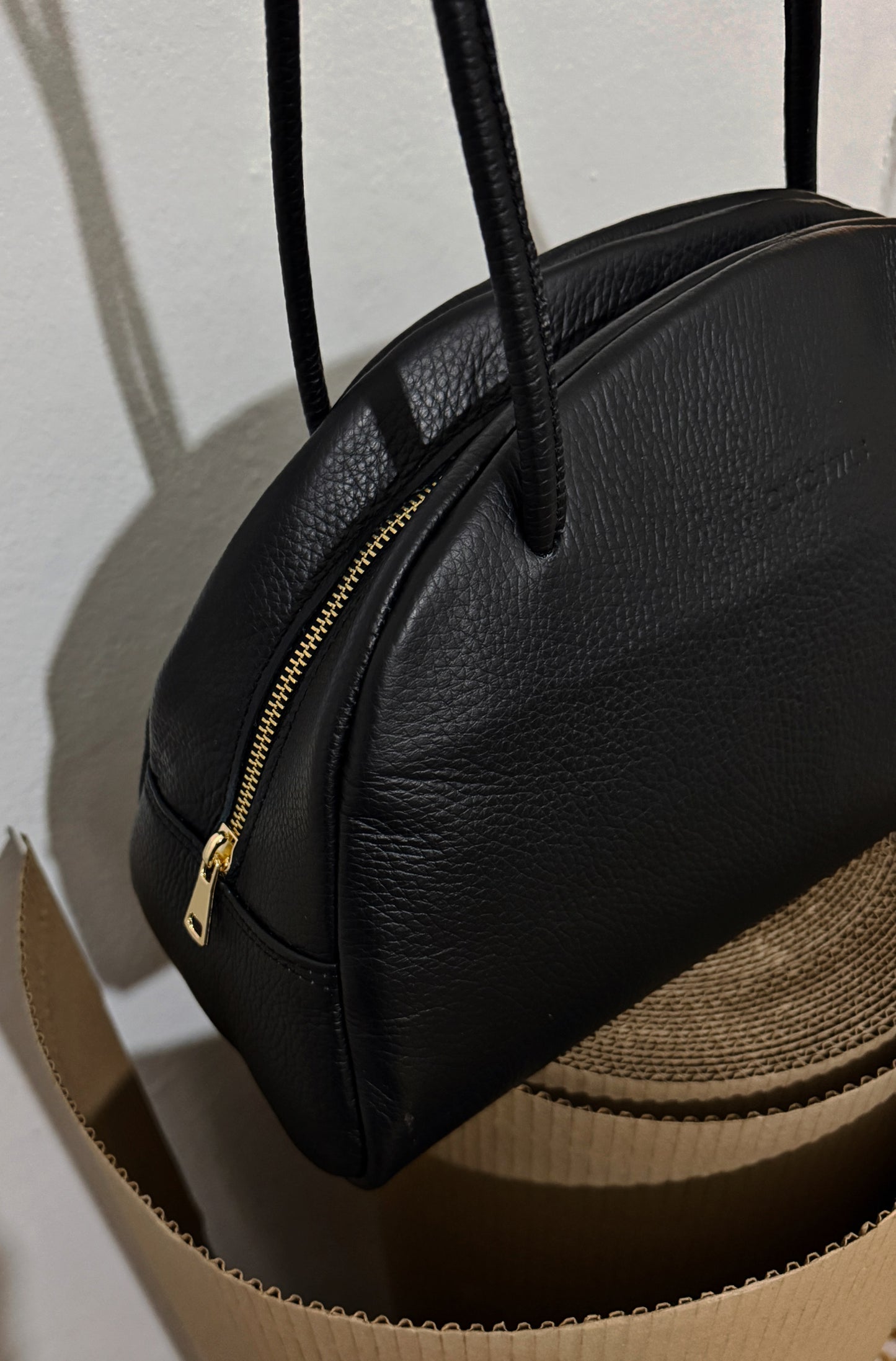 BELLA BOWLING BAG (black dolaro genuine leather)
