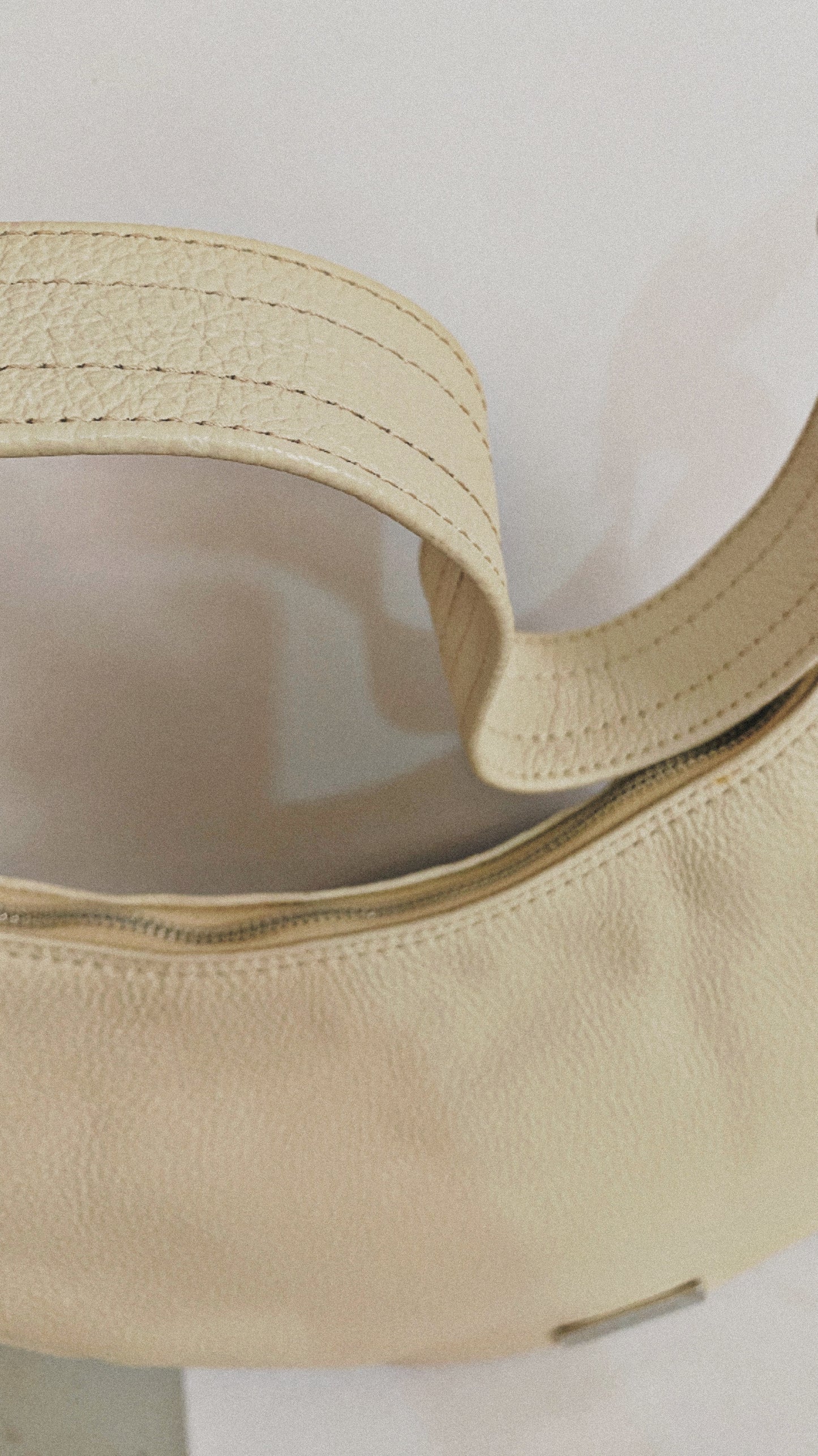 BIG HALFMOON (beige dolaro genuine leather)