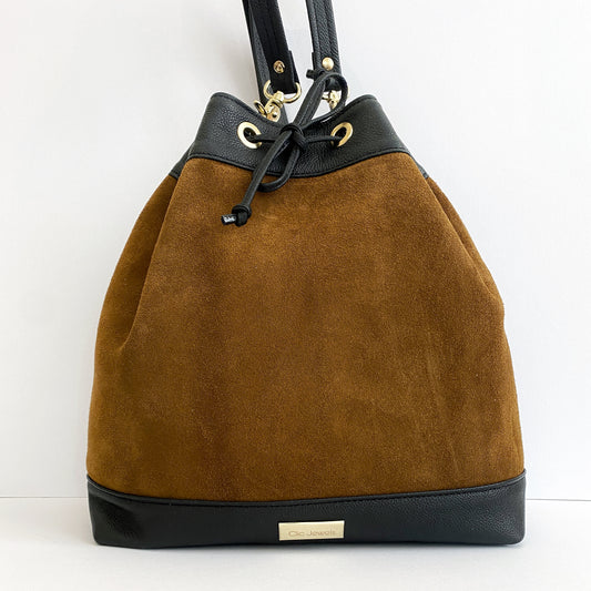 ZOE BUCKETBAG/BACKPACK (camel suede/black dolaro genuine leather)