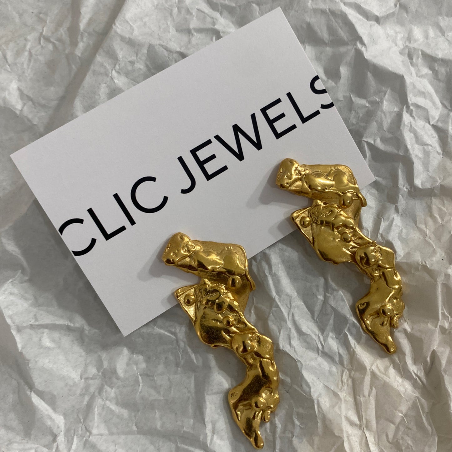 ANTIOPE EARRINGS