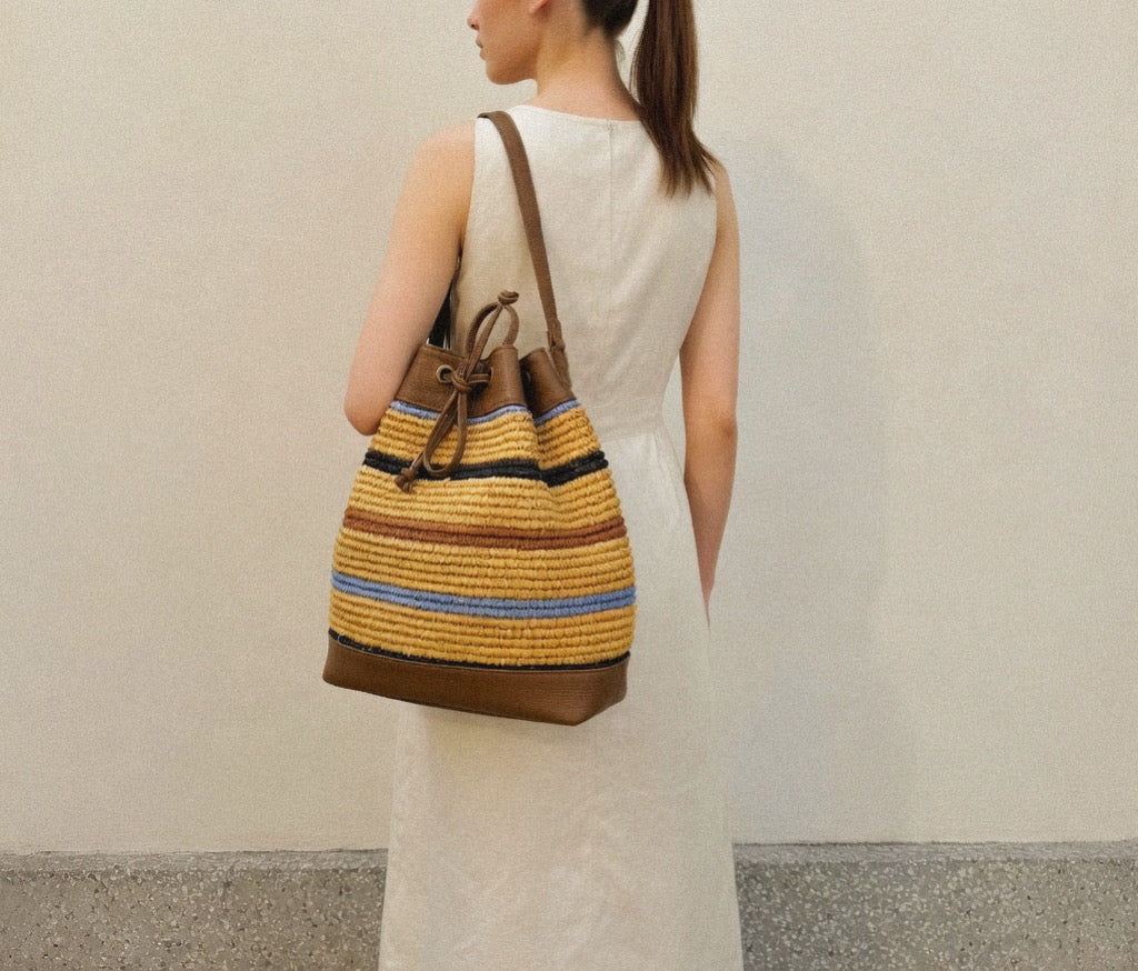ZOE BACKPACK/BUCKETBAG (dark brown genuine leather/3 colors raffia)