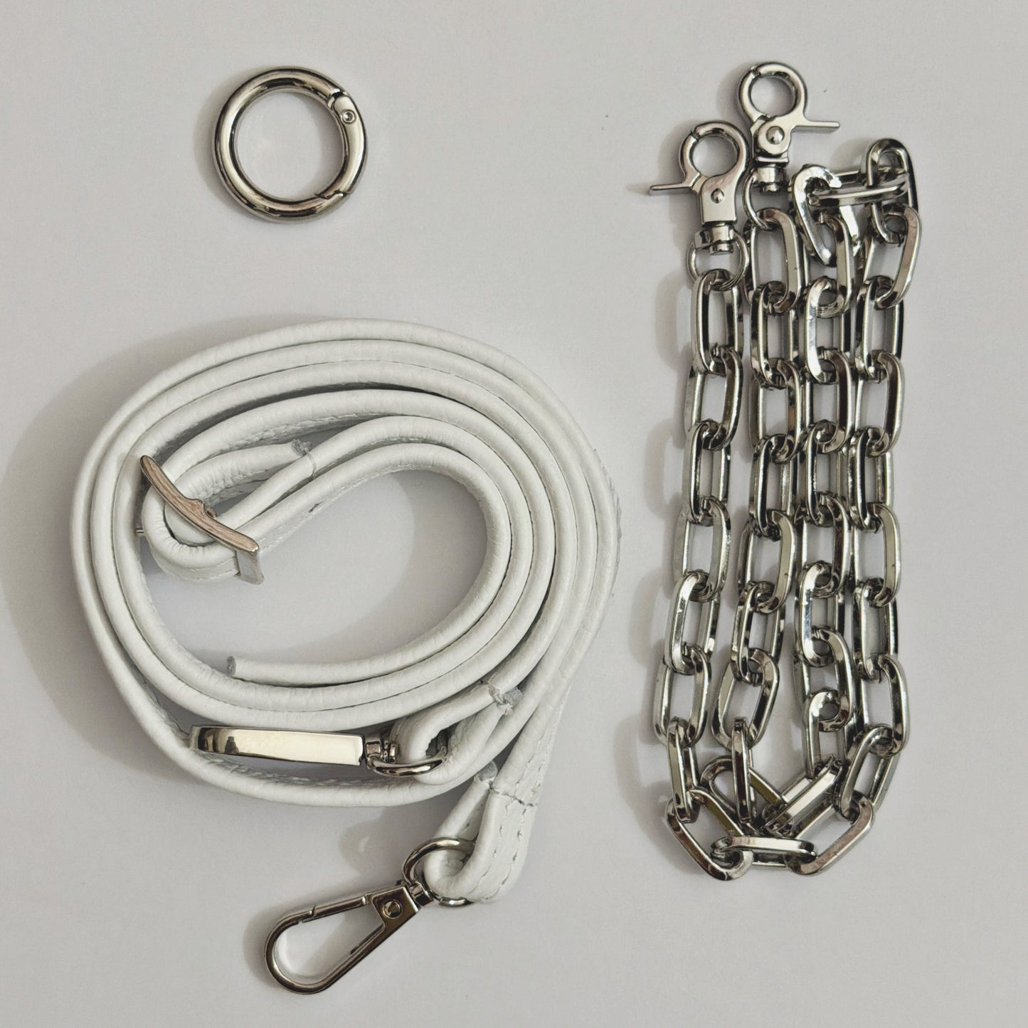 ZIPPER CLUTCH (white dolaro genuine leather)