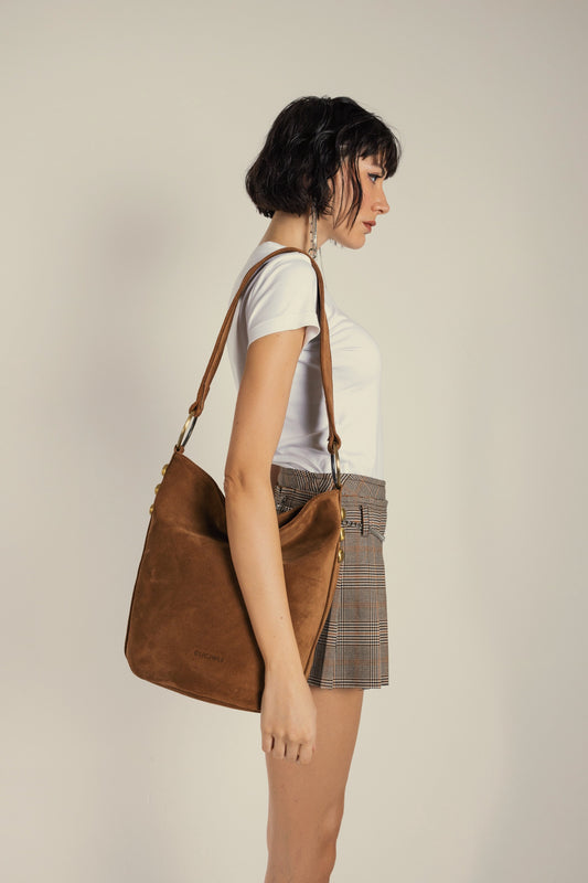 SANDRA BUCKETBAG (camel suede genuine leather)