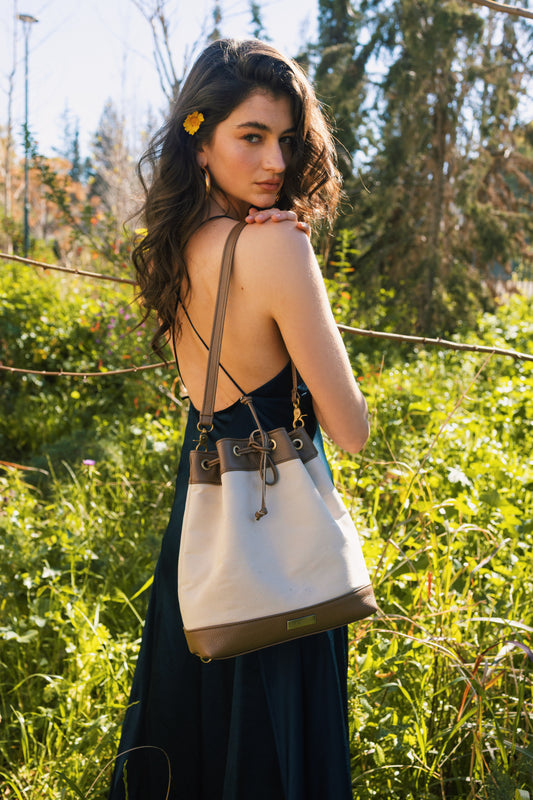 ZOE BACKPACK/BUCKETBAG (natural canvas/genuine leather combo)
