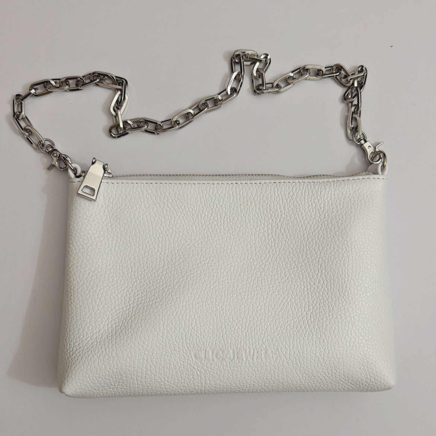 ZIPPER CLUTCH (white dolaro genuine leather)