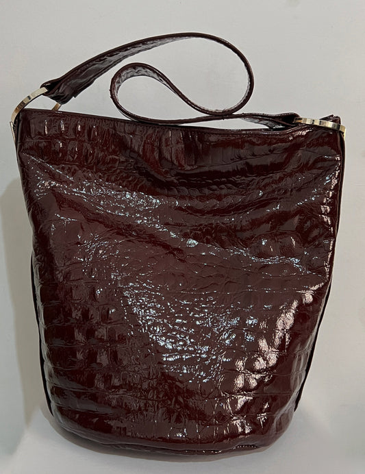 SANDRA BUCKETBAG (bordeaux croco genuine leather)