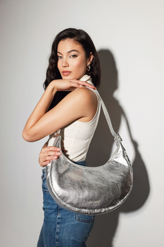 BIG HALFMOON (silver smooth genuine leather)