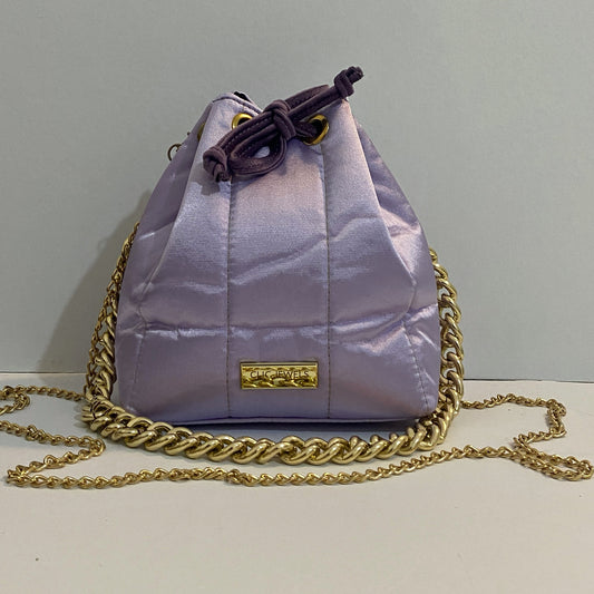 SMALL BUCKETBAG (fluffy light purple)