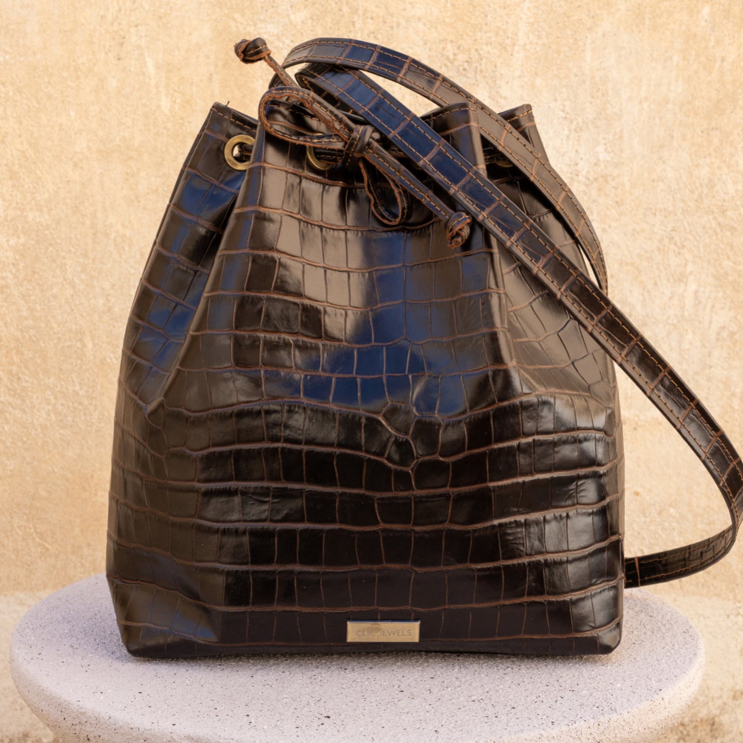 ZOE BACKPACK/BUCKETBAG (dark brown croco genuine leather)