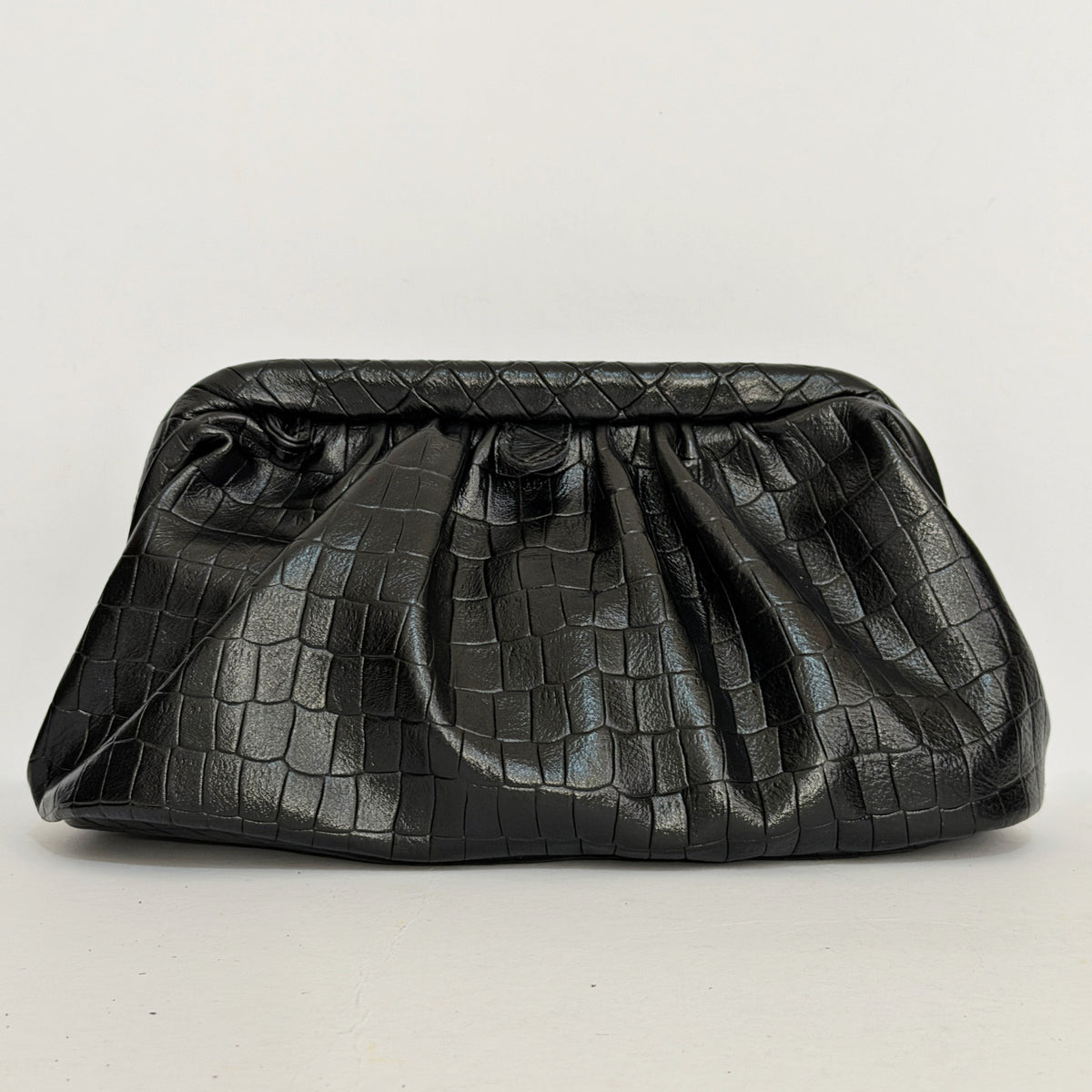 PUFF CLUTCH (black croco genuine leather)