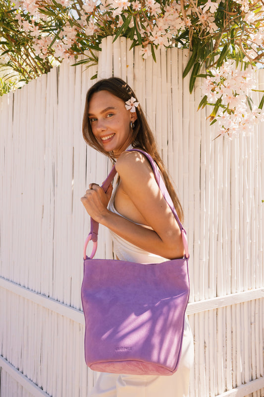 SANDRA BUCKETBAG (lilac suede genuine leather)