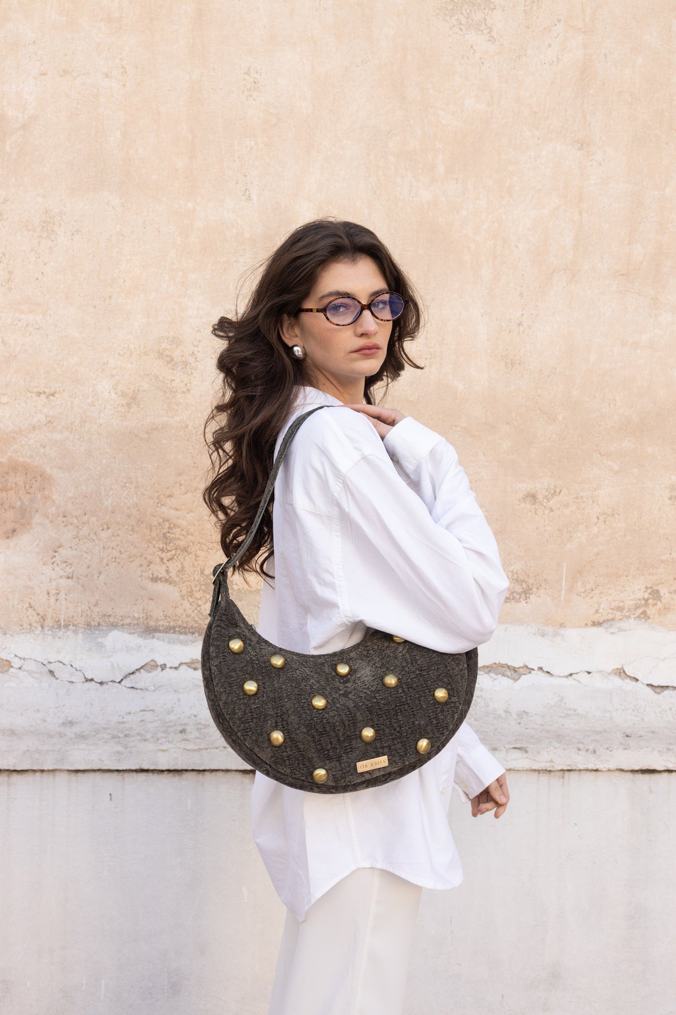 BIG HALFMOON STUDS (khaki fabric-khaki suede genuine leather)