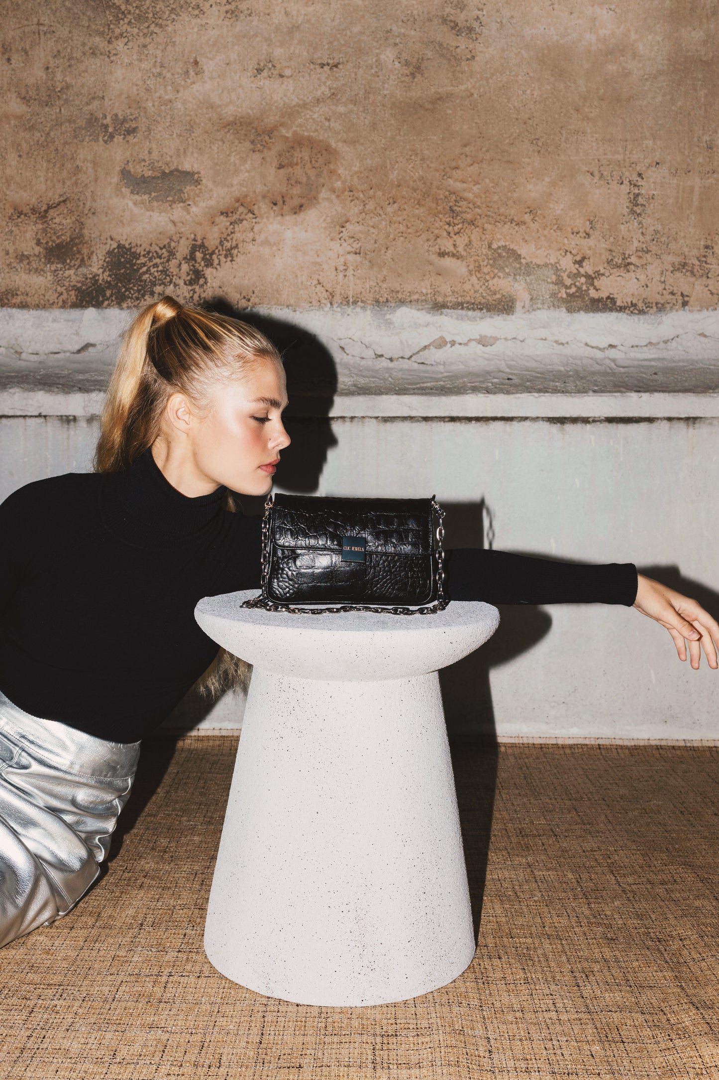 NEIRA MINI (black croco genuine leather)