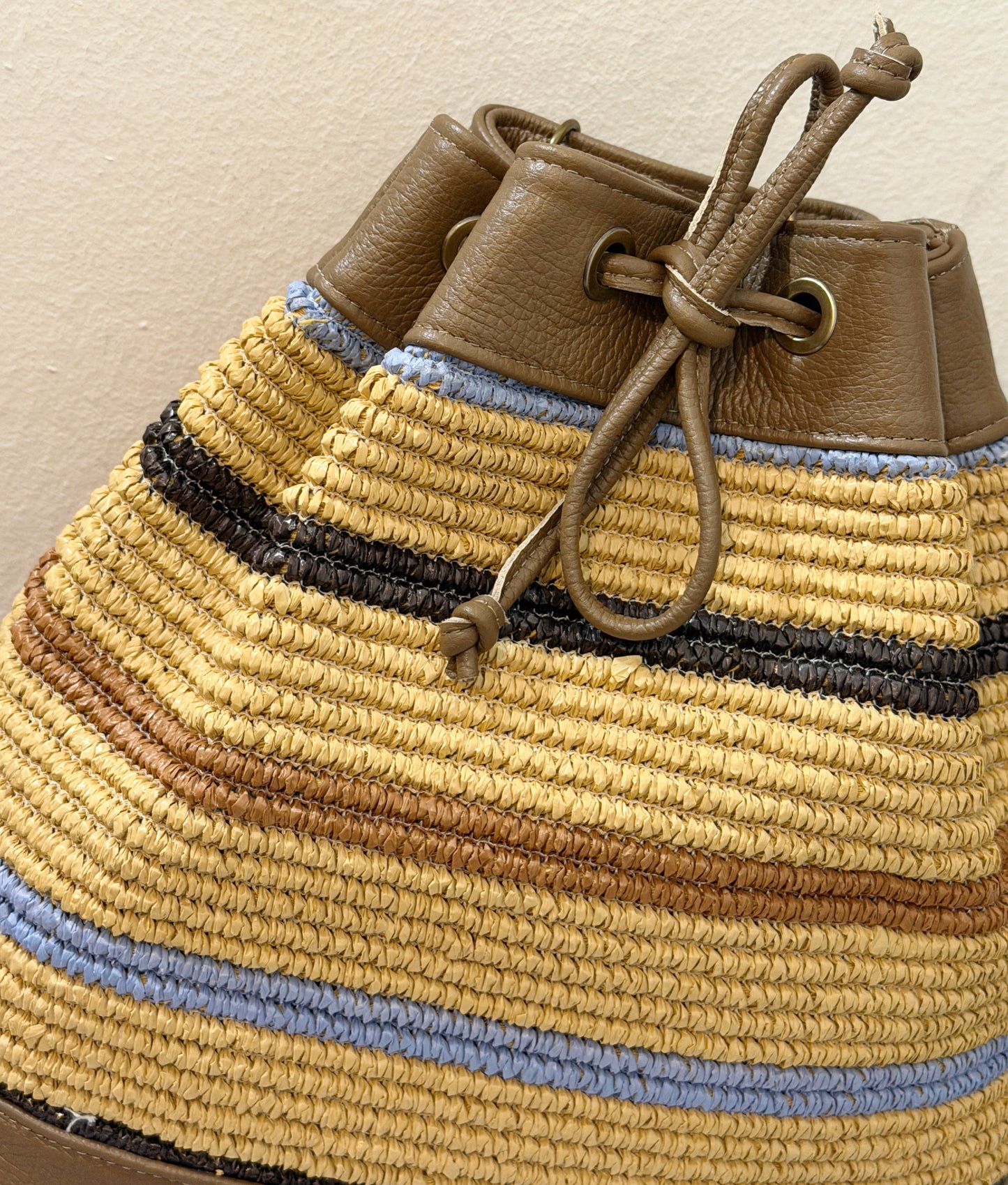 ZOE BACKPACK/BUCKETBAG (dark brown genuine leather/3 colors raffia)