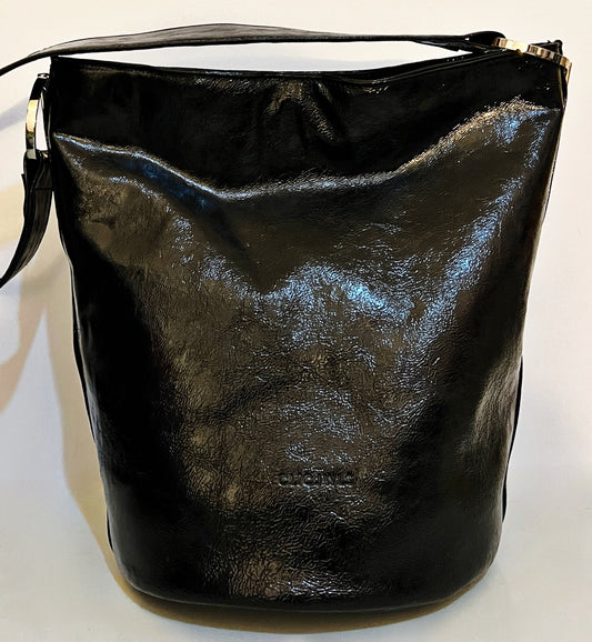 SANDRA BUCKETBAG (liquid black genuine leather)