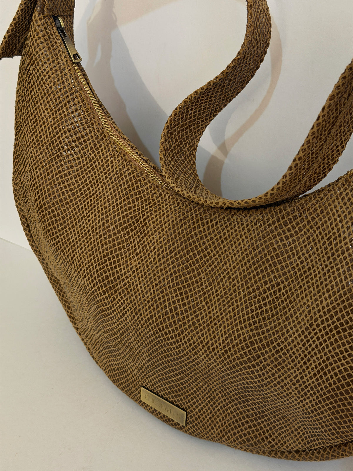 BIG HALFMOON (camel suede snake film genuine leather)