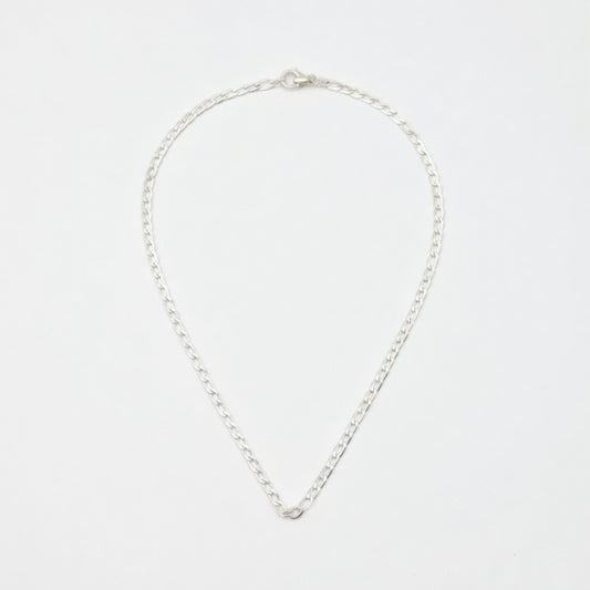 SILVER CHAIN NECKLACE