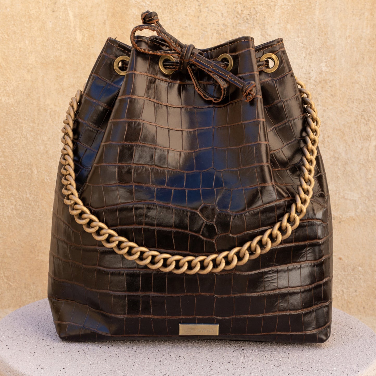ZOE BACKPACK/BUCKETBAG (dark brown croco genuine leather)