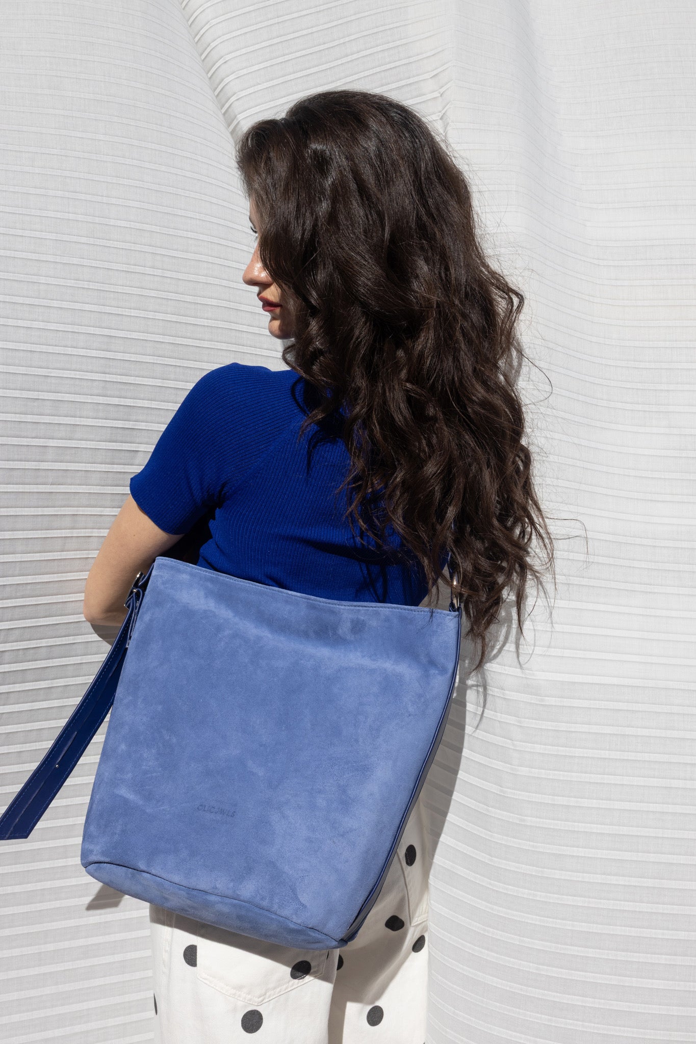 SANDRA BUCKETBAG (violet blue suede genuine leather)